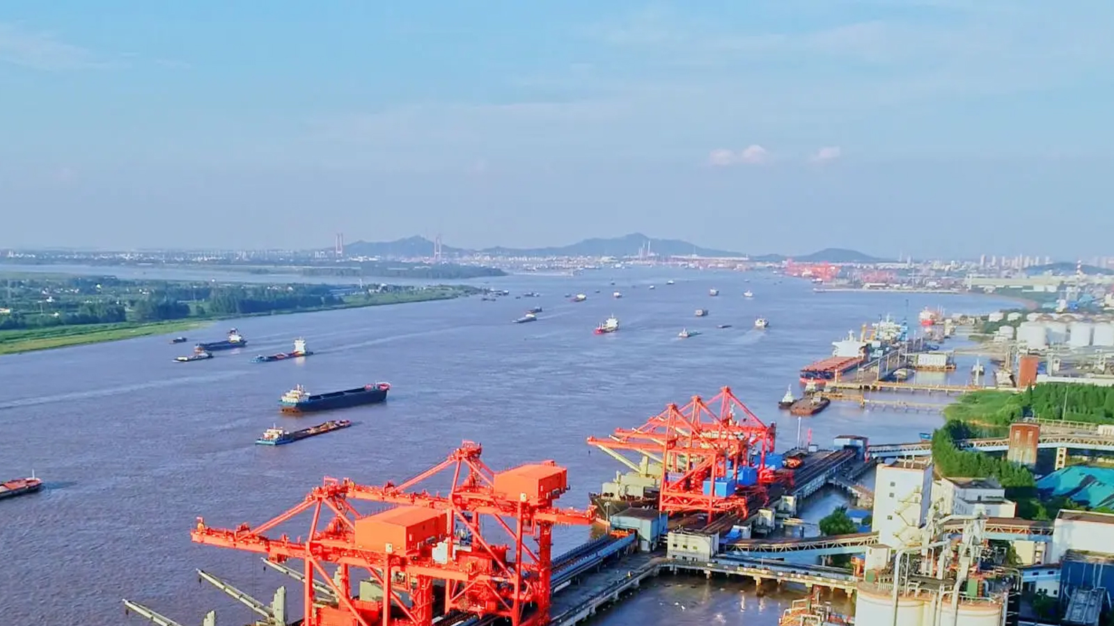 ship unloader dock zhenjiang jiangsu china